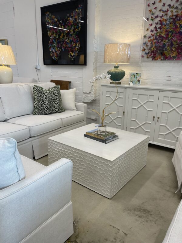 Moon crater coffee table!! - Image 3