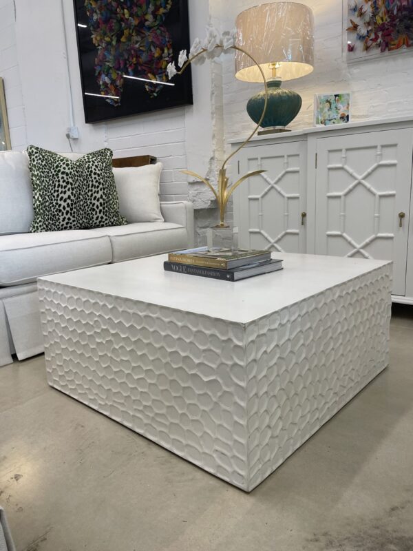 Moon crater coffee table!! - Image 5