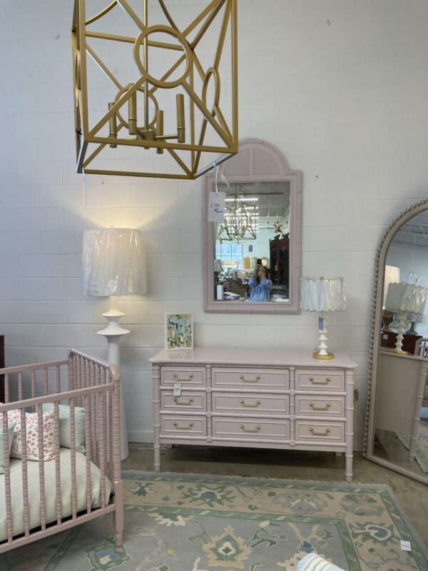 Lacquered mirror and dresser set!! -BM tippy toes - Image 2