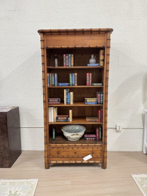 Faux bamboo vintage bookcase with open shelving - Image 5