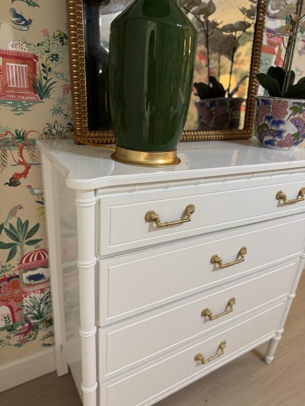 VINTAGE tall boy 4 drawer chest dresser lacquered in simply white! - Image 4