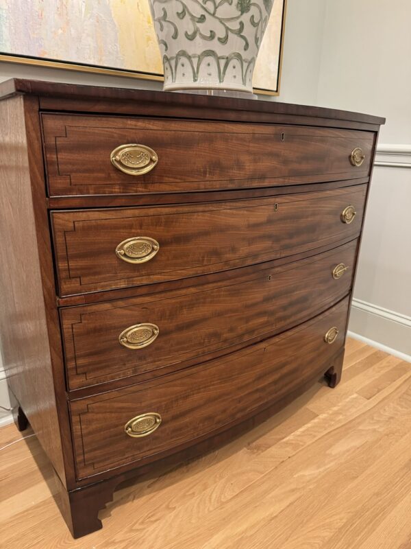 VINTAGE bowfront chest with beautiful gold bow detail hardware - Image 3