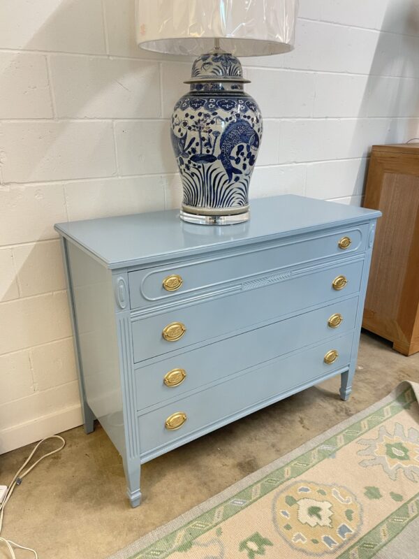 VINTAGE 4 drawer blue lacquered chest - Image 3