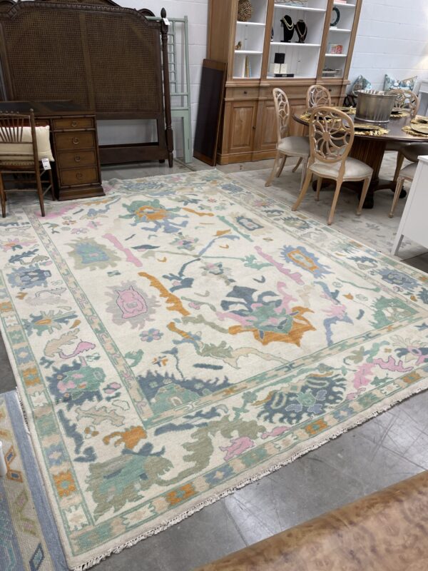 9 x 12 Turkish oushack rug! - Image 2
