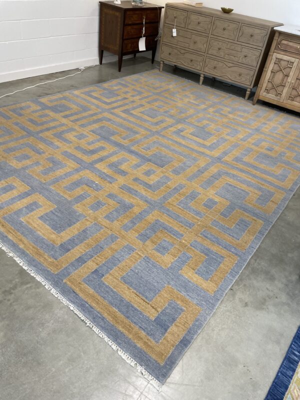 9 x12 Turkish oushack rug! love