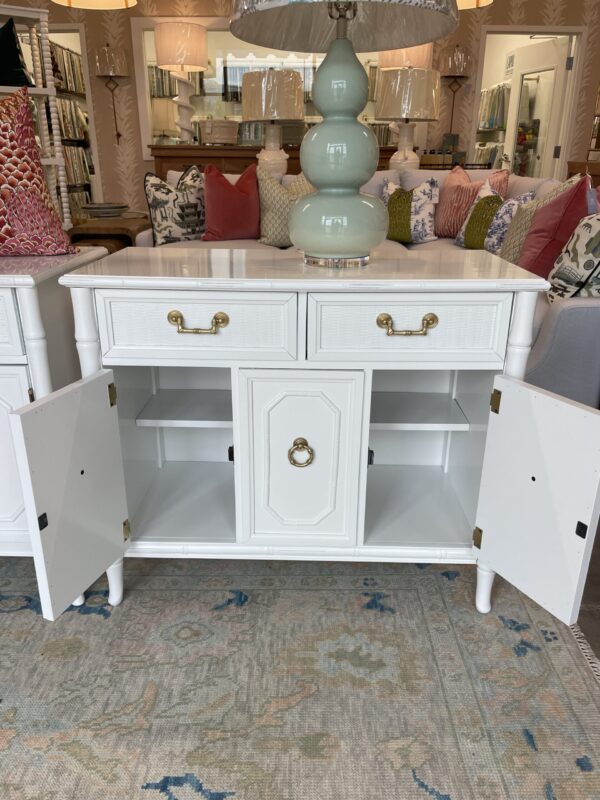 Broyhill vintage server - in Sherwin Williams color
Simply white - - Image 2