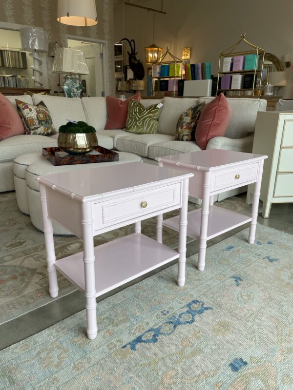 Set of light pink lacquered night stands BM color peppermint - Image 2