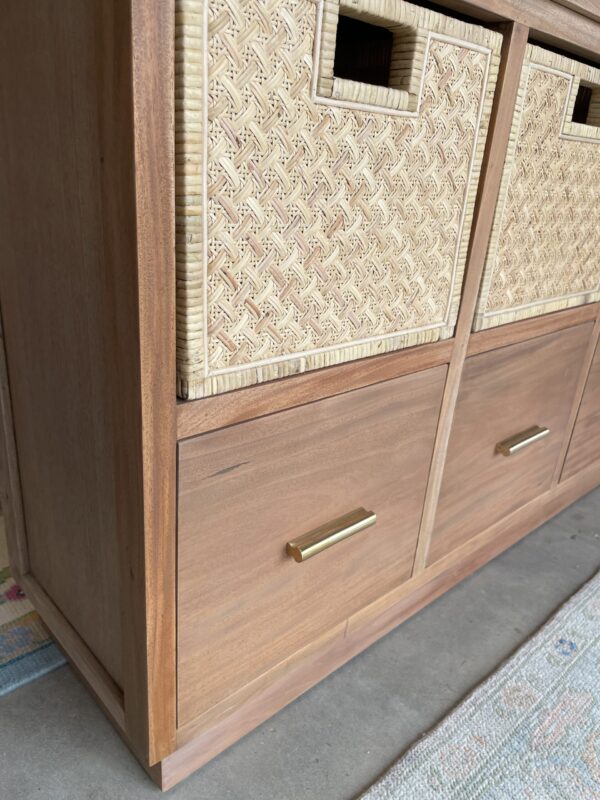 Driftwood sideboard! With rattan basket storage - Image 4