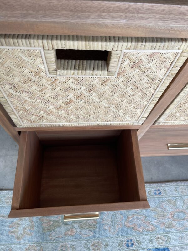 Driftwood sideboard! With rattan basket storage - Image 6