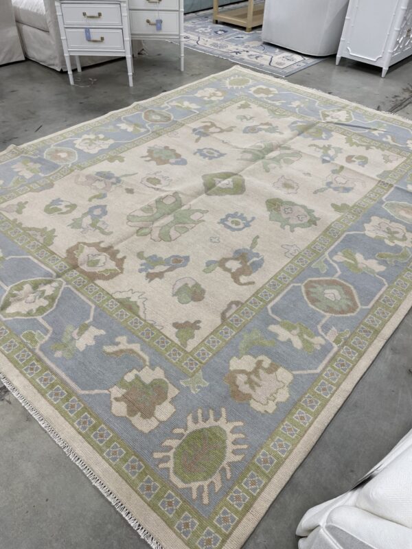 9 x 12 Turkish oushack rug! - Image 2