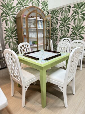 Game table lacquered in lime green