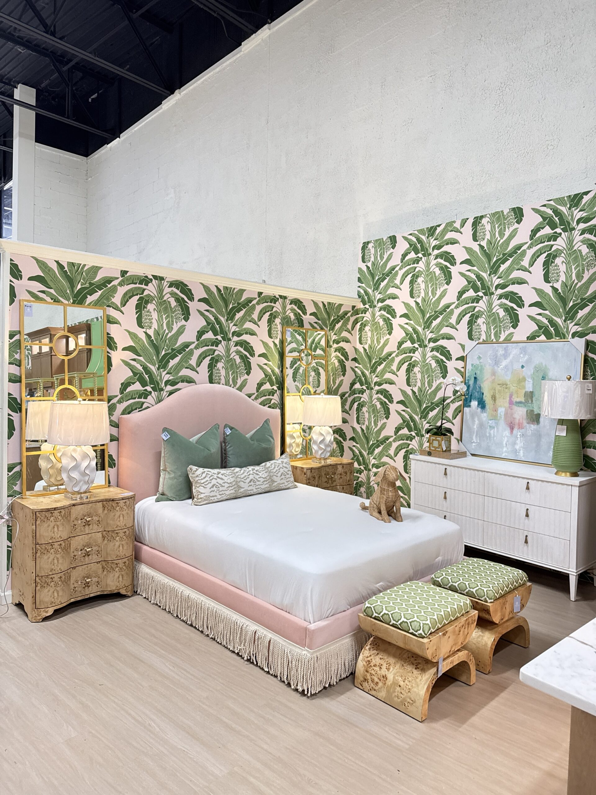 Queen performance blush, pink velvet bed with fringe skirt - Image 2