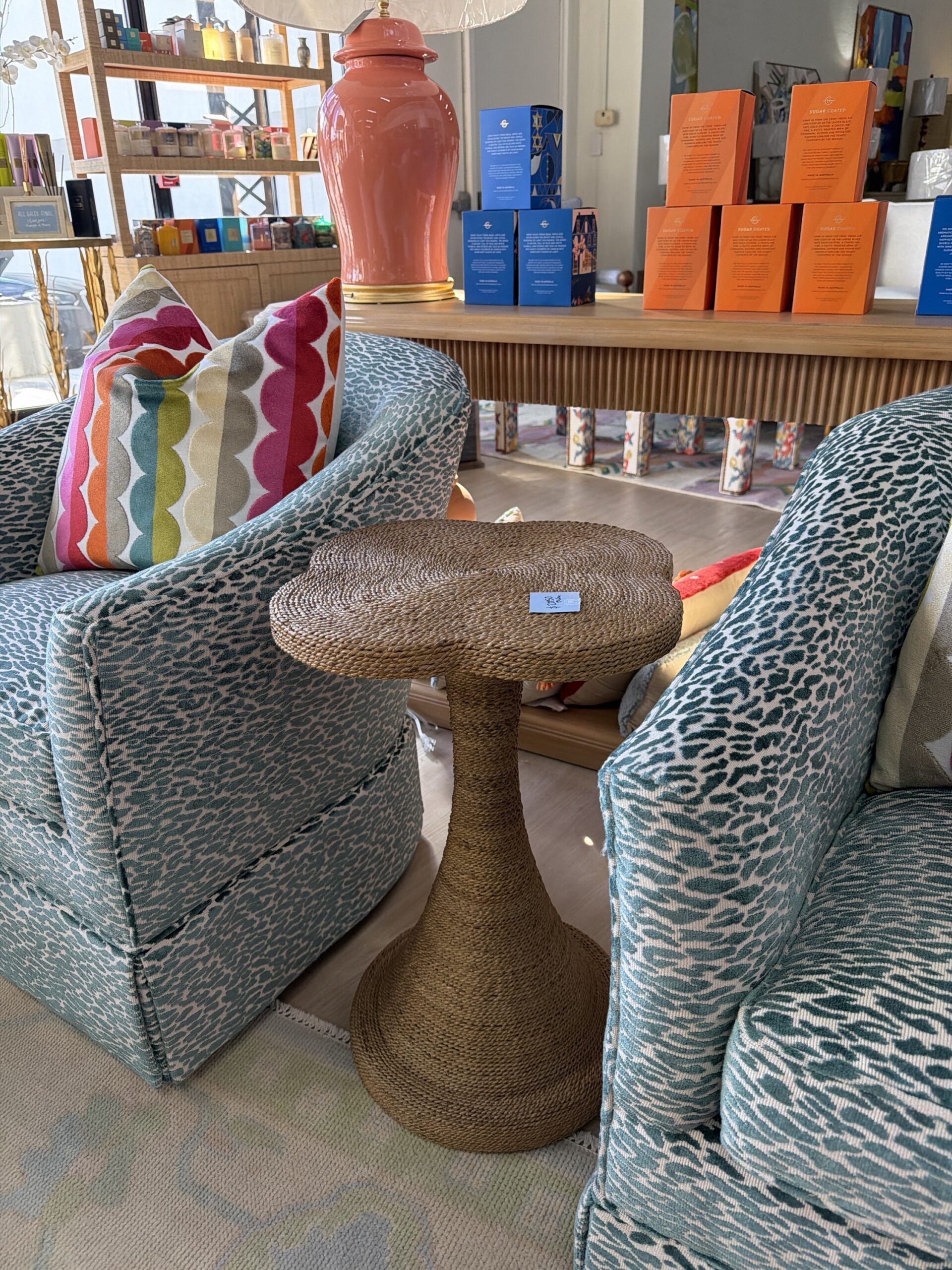 Primrose rattan table - Image 3