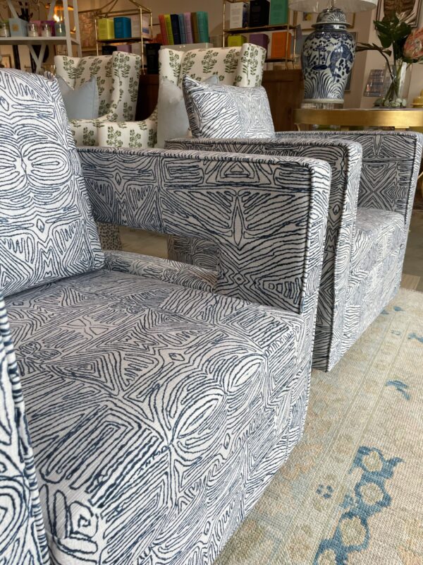 Blue accent swivel chair set! $1200 each - Image 4