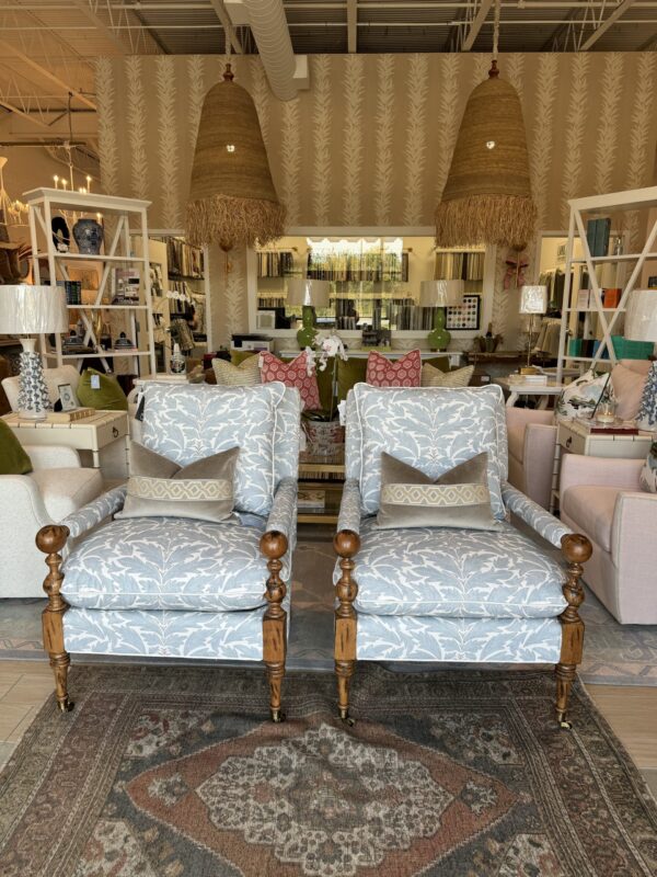Set of Bradstreet chair! With blue leaf fabric and white welt! Sold as a set - cleaning code s! - Image 7