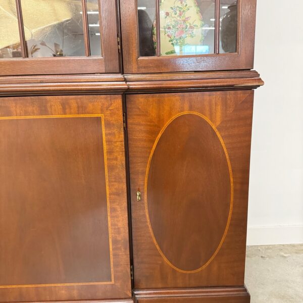 Vintage Baker Charleston Historic Breakfront Lighted China Cabinet - Image 2