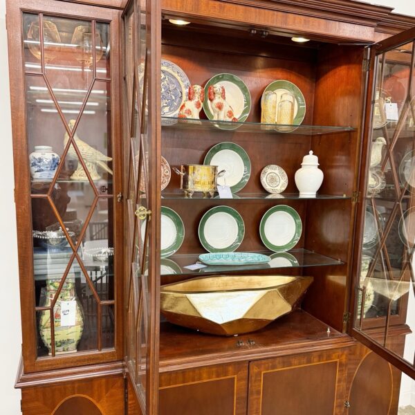 Vintage Baker Charleston Historic Breakfront Lighted China Cabinet - Image 6