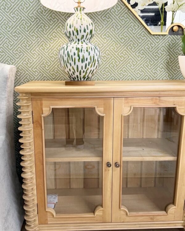 Milano 4-Door Glass Paneled Sideboard | Driftwood - Image 4