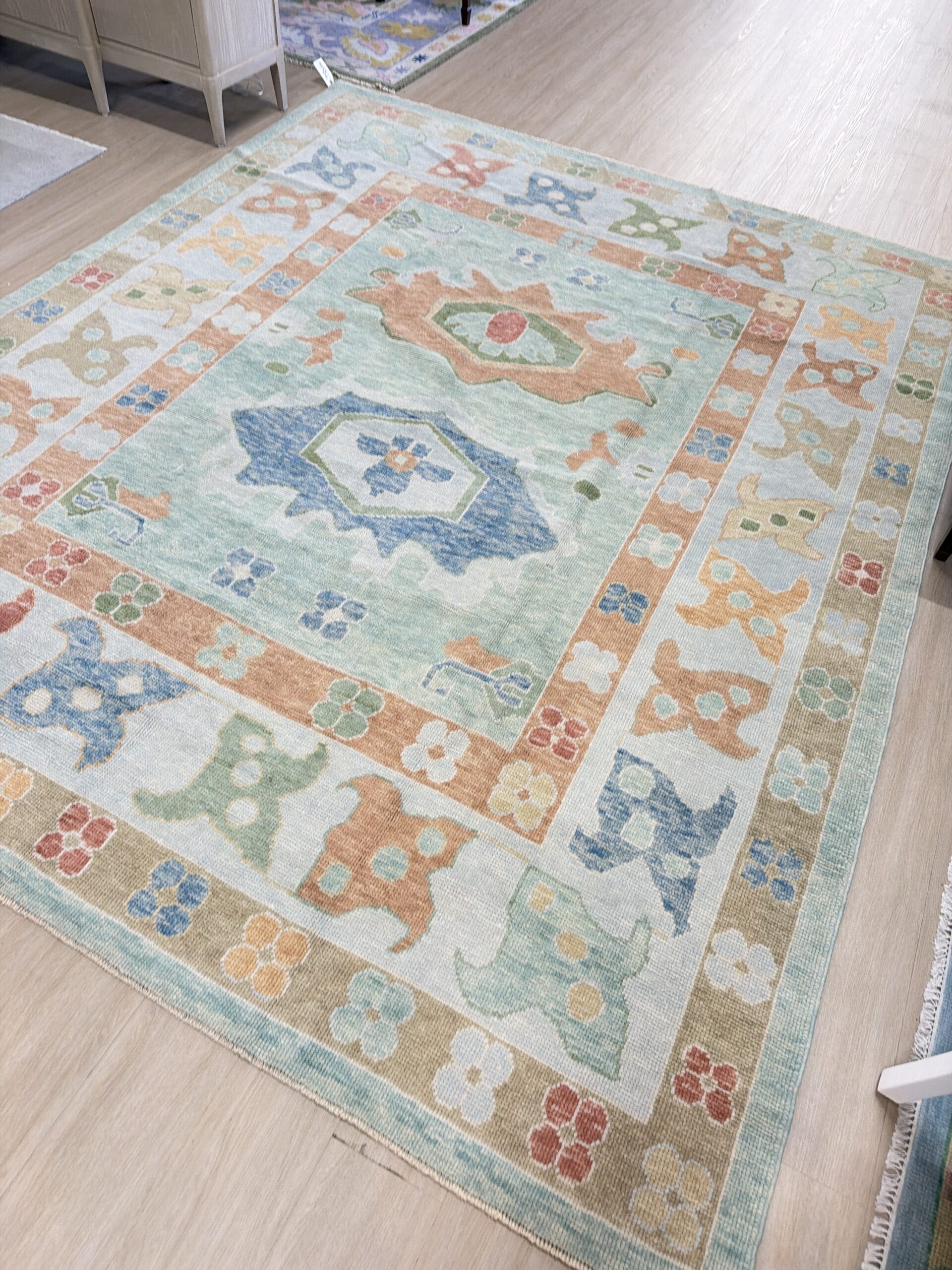 8 x 10 Turkish knot oushack rug - Image 6