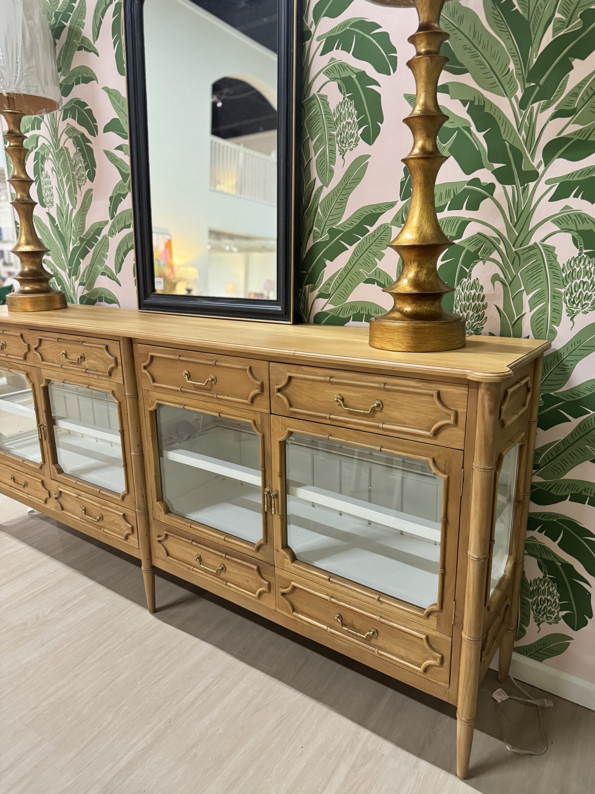 Grosvenor Glass Front Sideboard | driftwood - Image 3