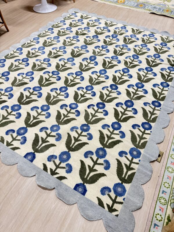 8 x 10  Turkish rug floral blues and greens - Image 4