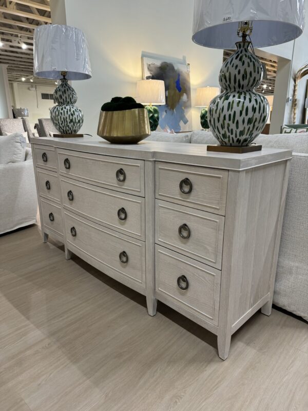 Avaline 9 Drawer Dresser | White Oak