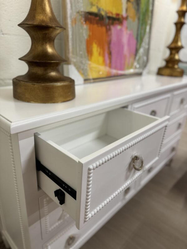 Cholet 7 drawer dresser in white finish - Image 3