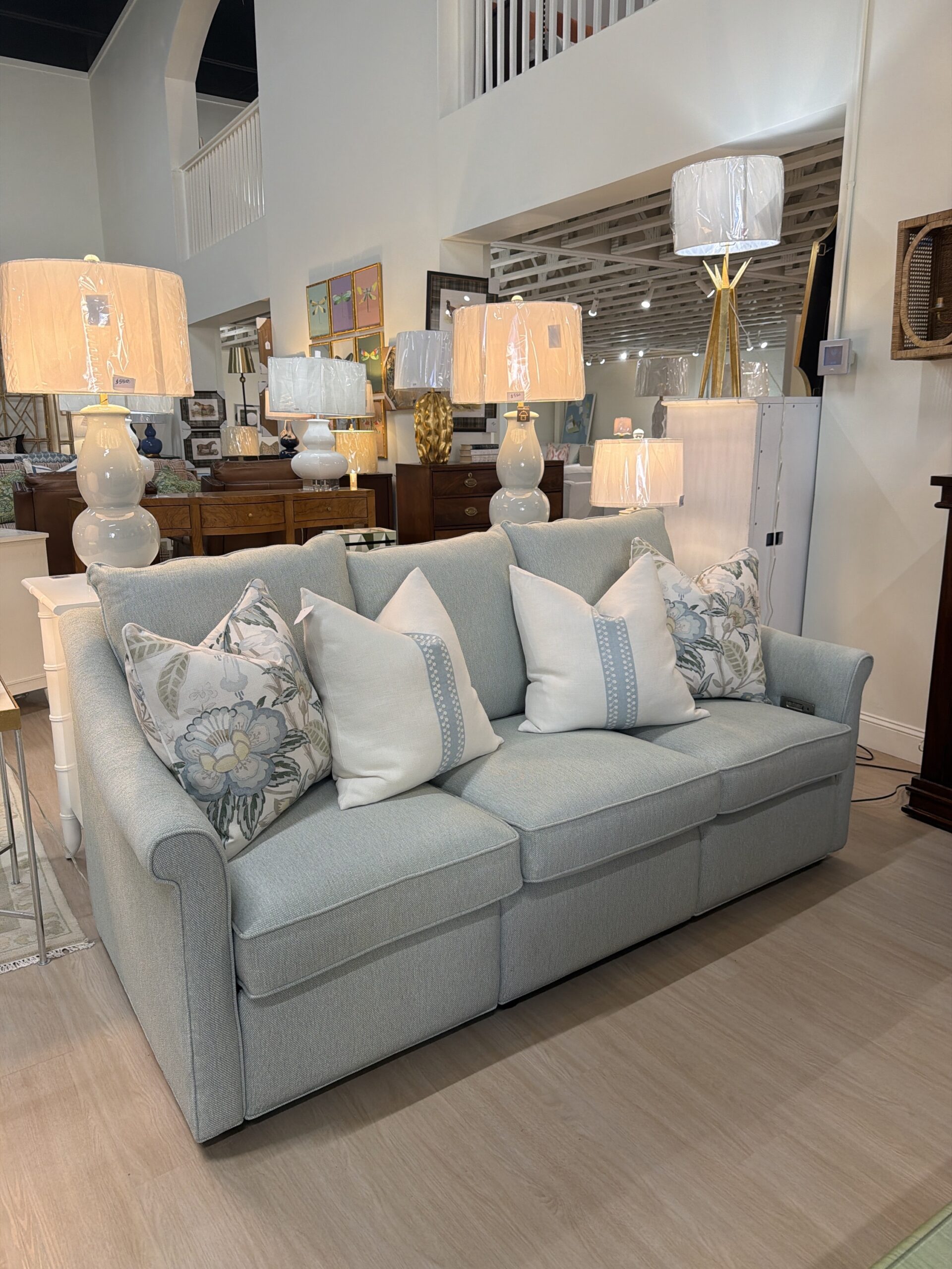 Sherill ELECTRIC RECLINING SOFA! Covered in blue performance fabric! - Image 3