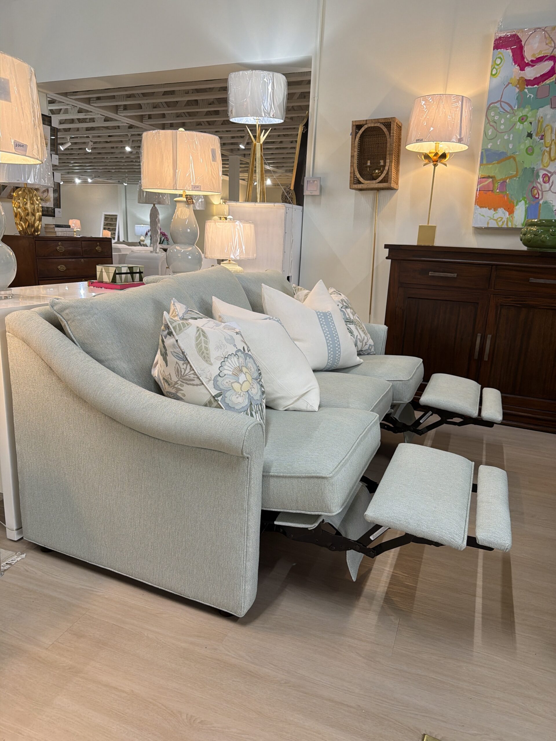 Sherill ELECTRIC RECLINING SOFA! Covered in blue performance fabric! - Image 5