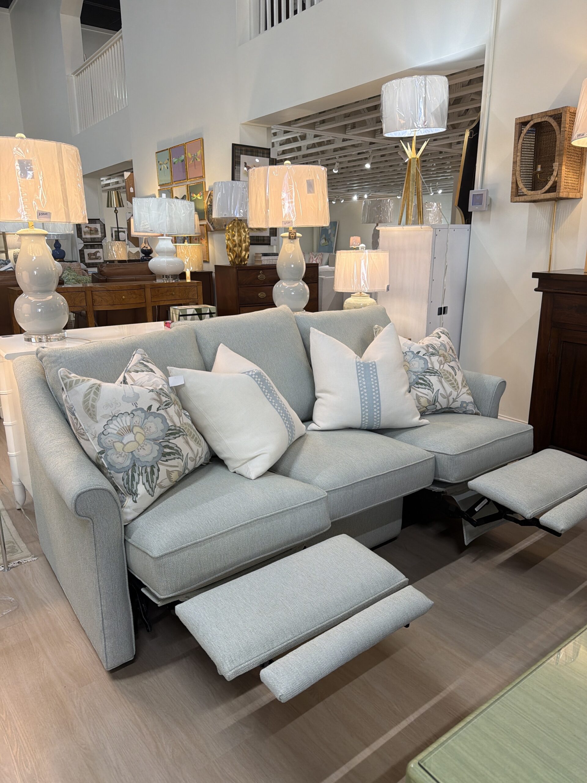 Sherill ELECTRIC RECLINING SOFA! Covered in blue performance fabric! - Image 6