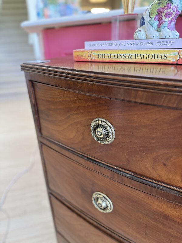 VINTAGE American bowfront chest in mahogany wood  1800-1820 - Image 7