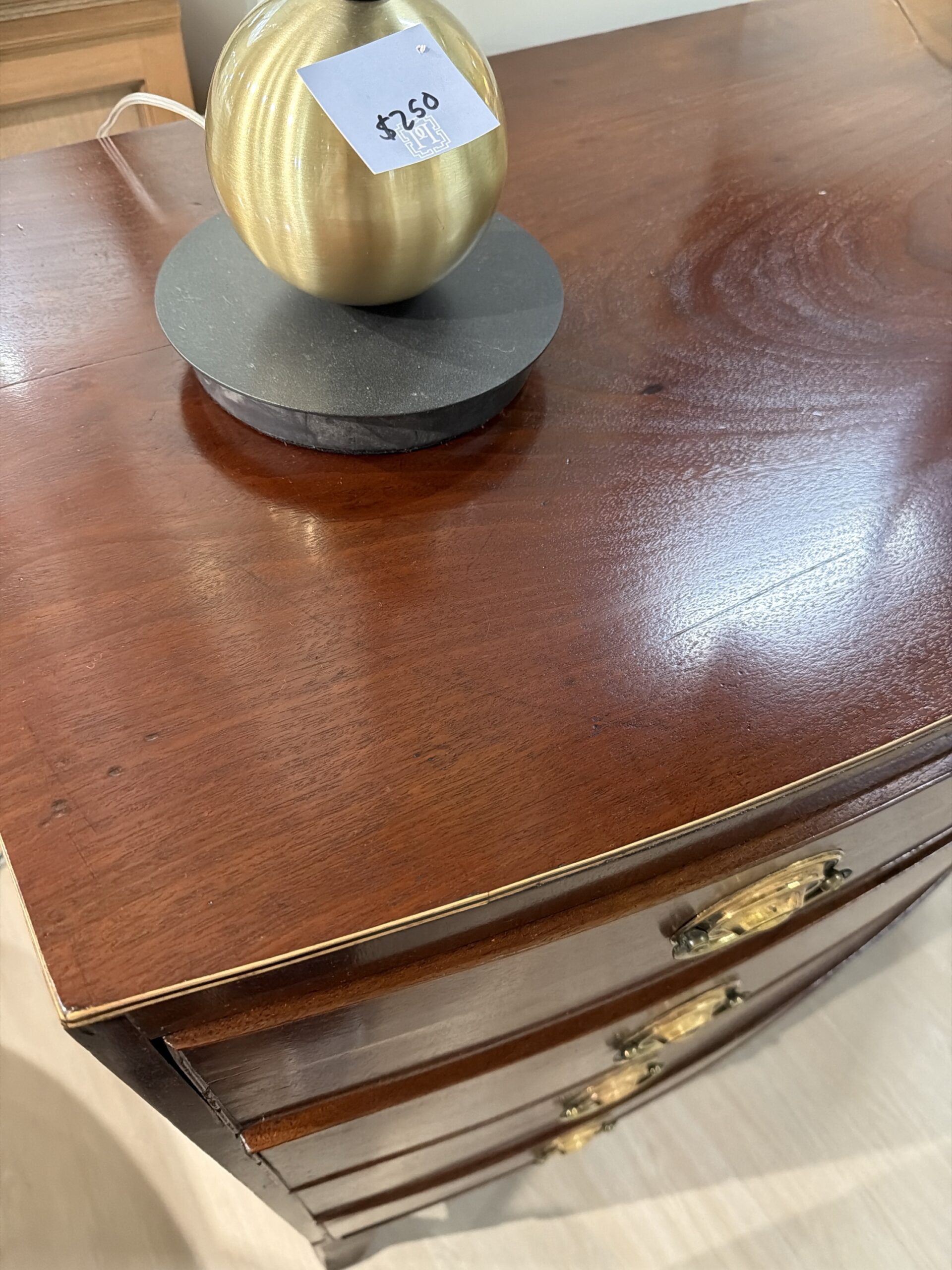 American BowFront Chest in Mahogany - Image 4