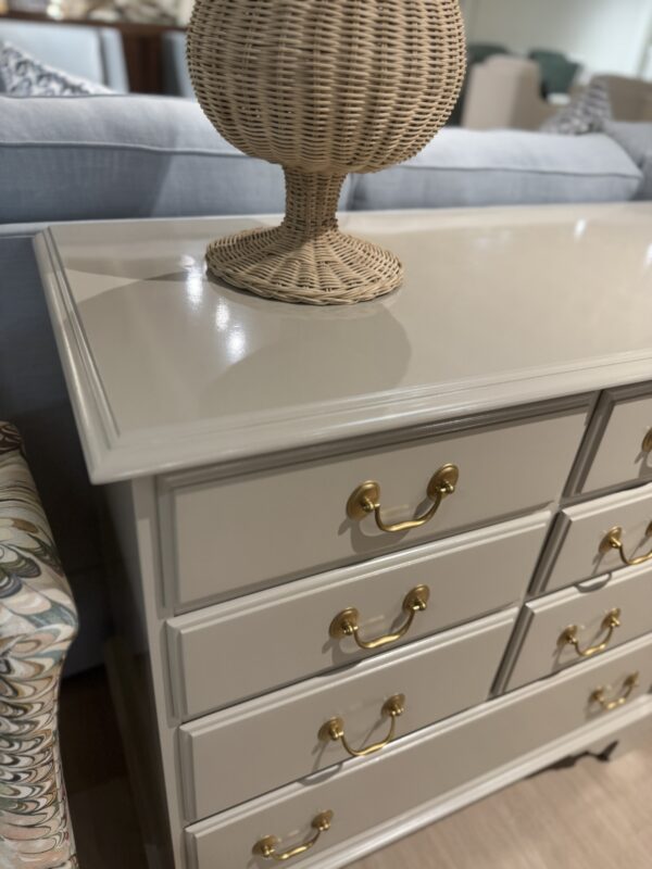 Vintage  11 drawer dresser with gold hardware, lacquered in  BM revere pewter - Image 5