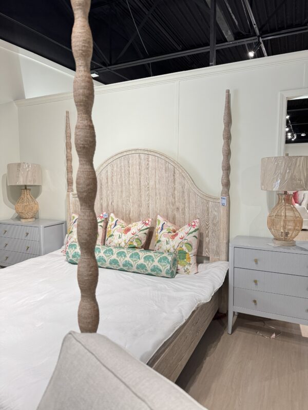 Jetty driftwood rattan poster bed KING - Image 6