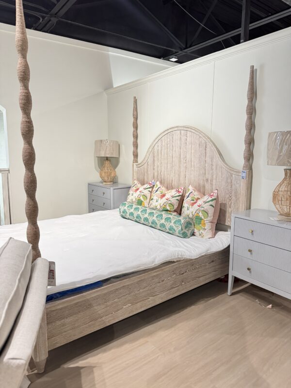 Jetty driftwood rattan poster bed KING - Image 4