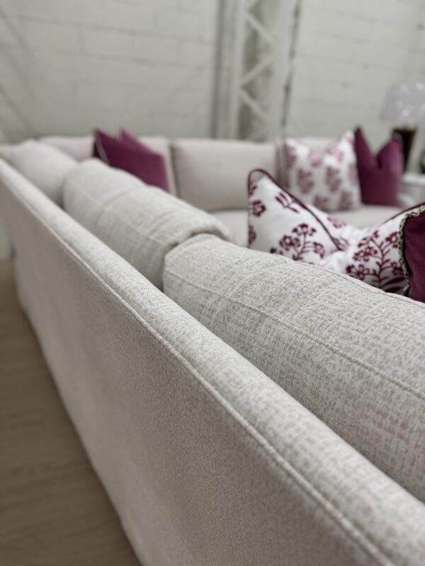 New  | CRLANE Avery sectional in inside out performance fabric Neil natural! - Image 3