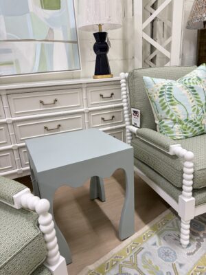 Chloe side table |icy blue finish