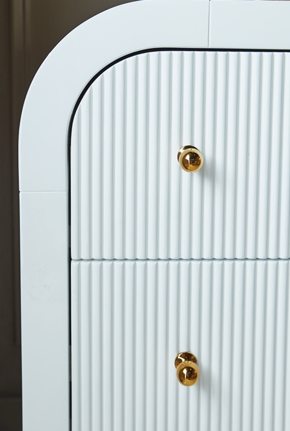 VALENTINA WH 6 drawer dresser with gold hardware - Image 2