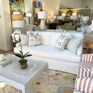 Sherrill furniture bench seat sofa! Covered in white performance fabric!