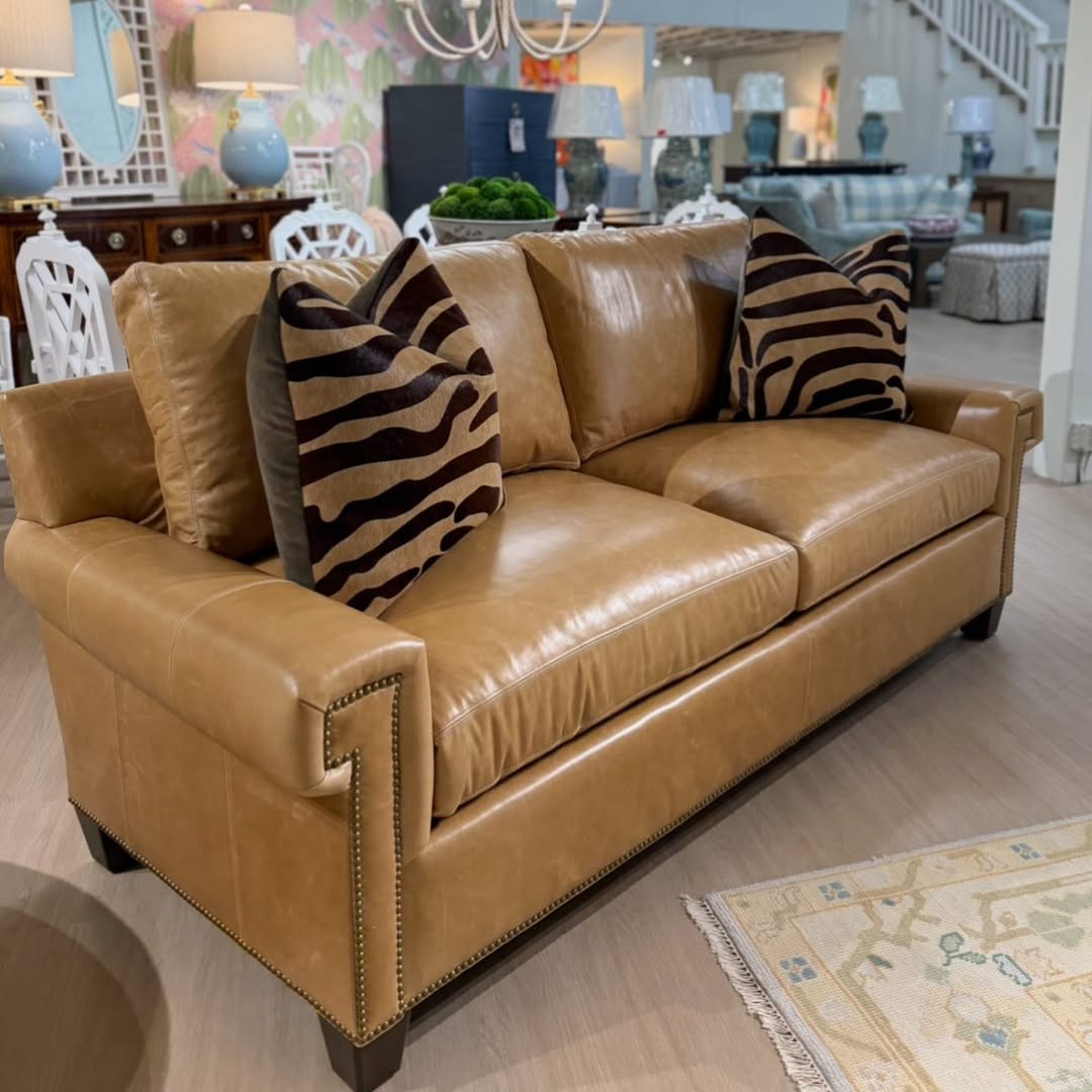 2 over 2 Leather sofa covered in color citation Sahara - Image 3