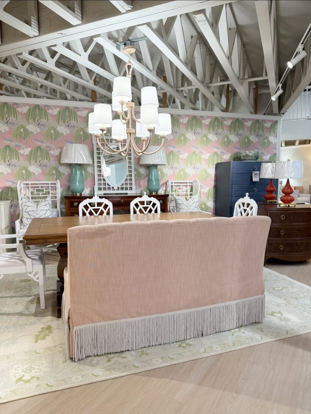 Ingrid banquette in Townsend blush & bullion trim! Spot clean - Image 4