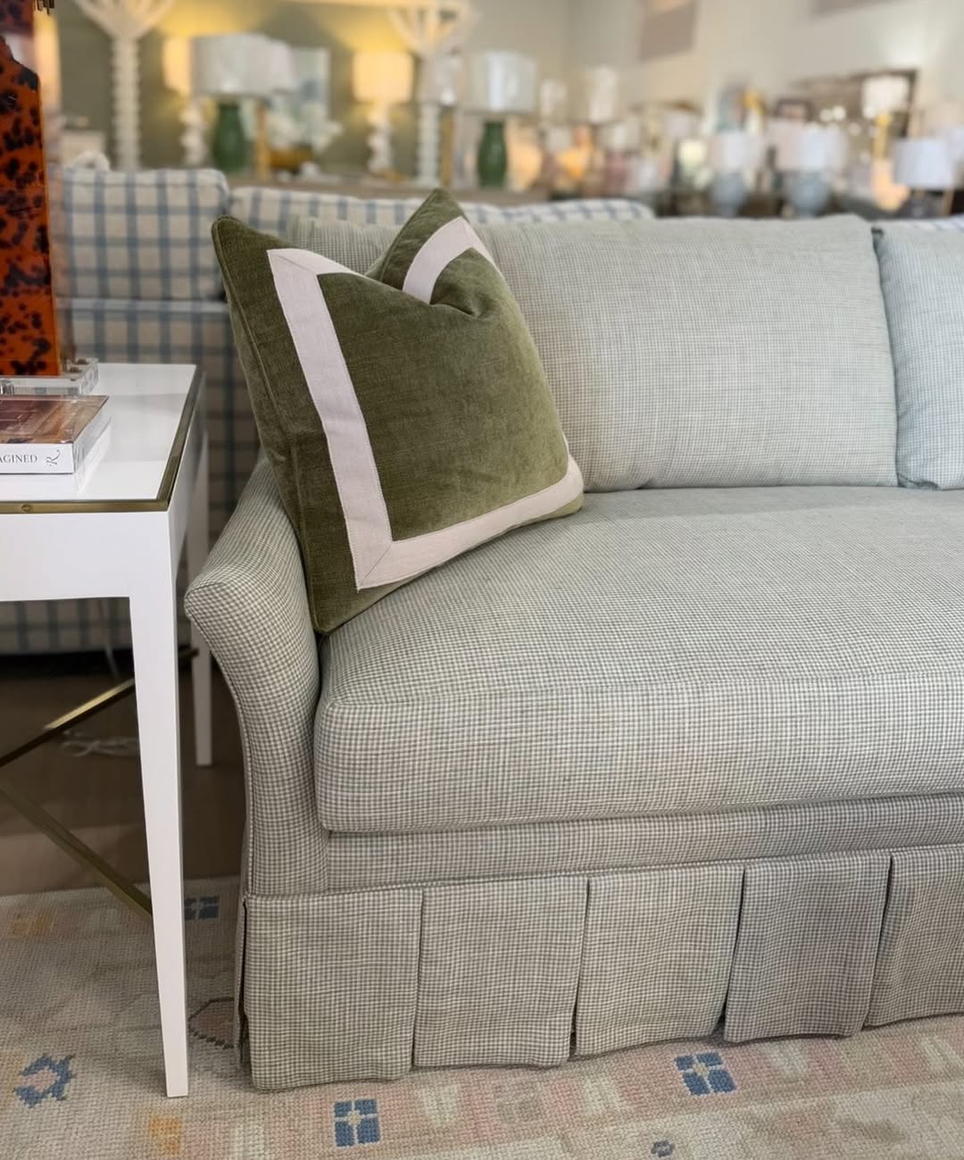Caisson bench seat sofa covered in fabric Evermont, basil cleaning code spot clean - Image 5