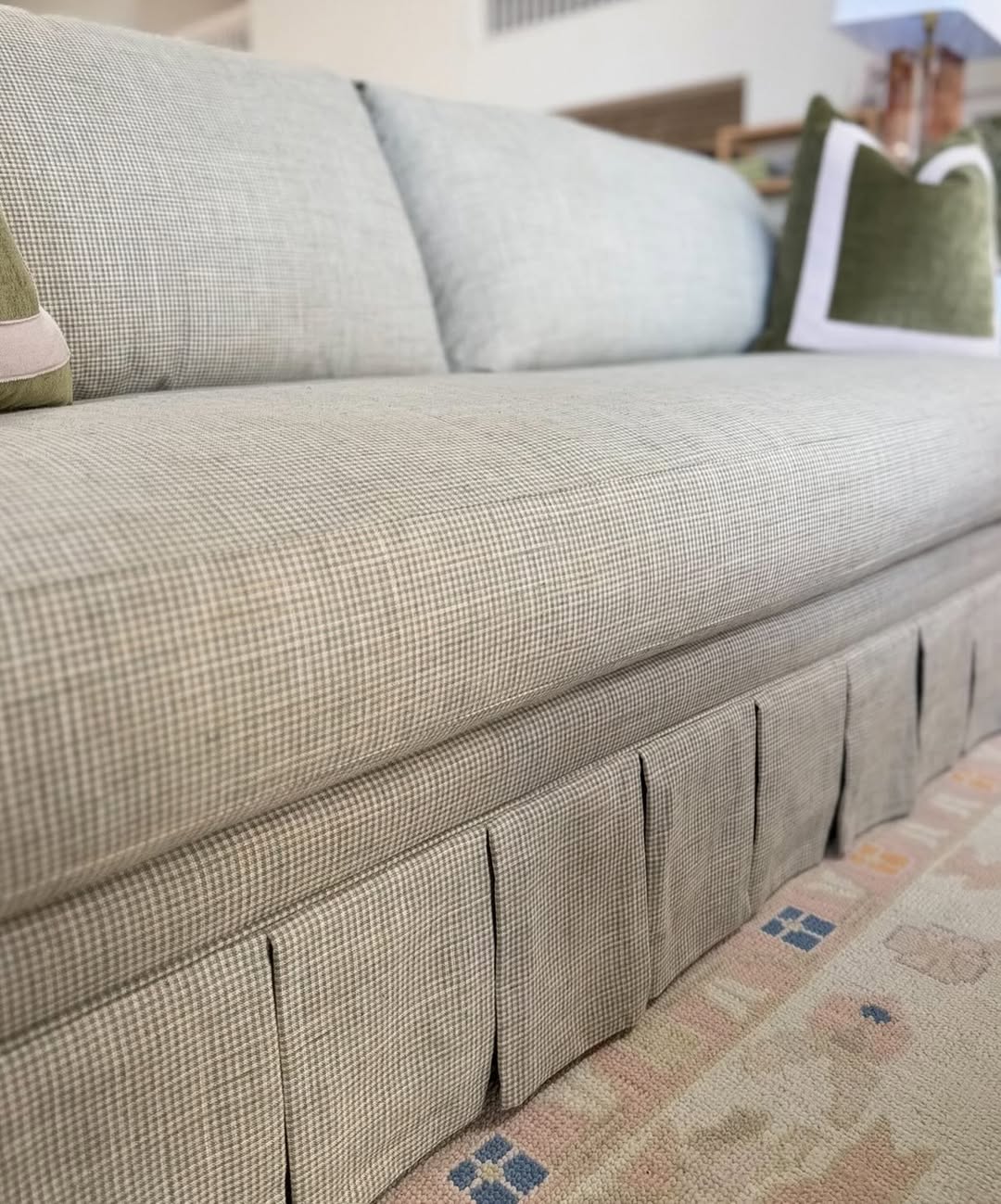 Caisson bench seat sofa covered in fabric Evermont, basil cleaning code spot clean - Image 3
