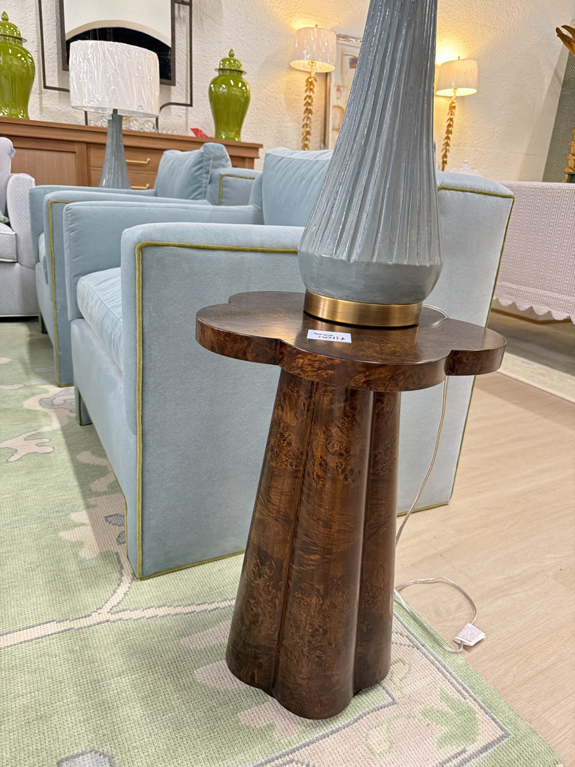 Tuscan brown Burl Callie clover Accent Table - Image 2